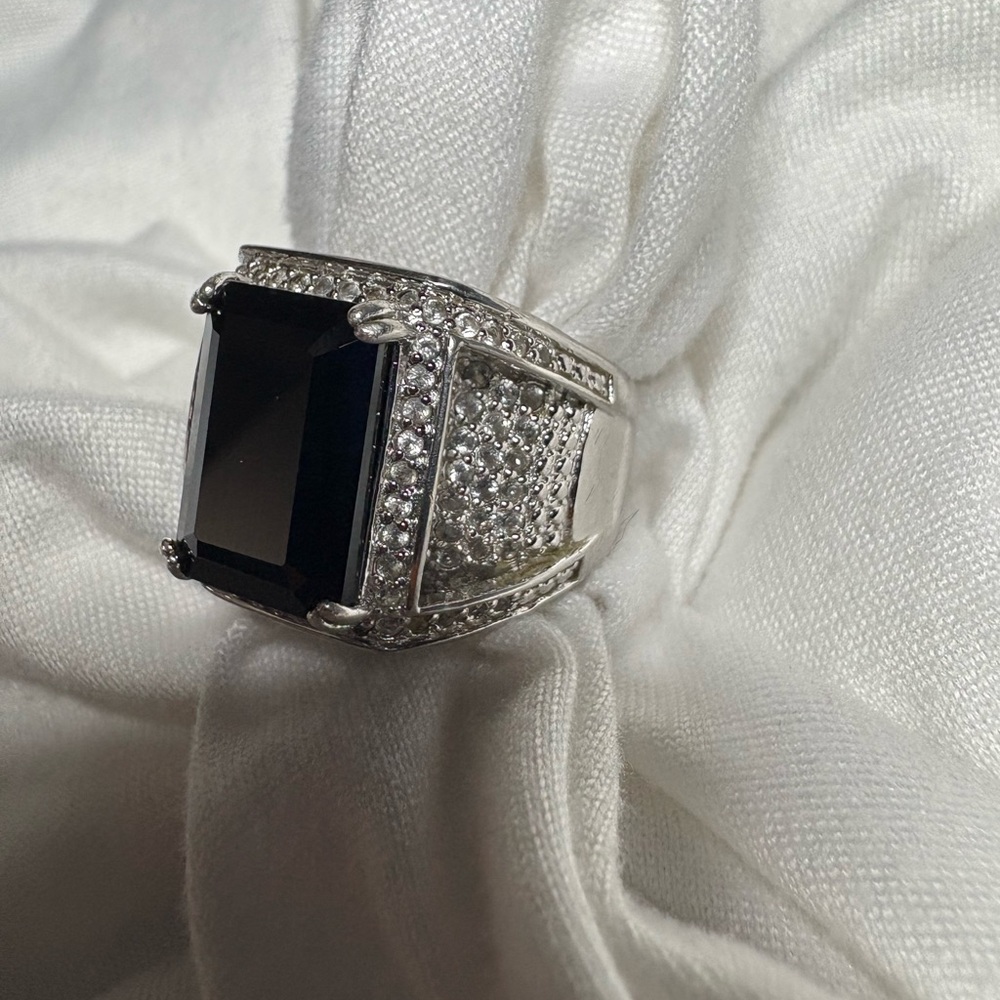 Bold 925 Solid Sterlin Silver Ring With Black Ony… - image 1